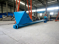 螺旋輸送機(jī)的輸送結(jié)構(gòu)為：螺旋機(jī)殼，螺旋軸，螺旋葉片，螺旋電機(jī)等多個(gè)部件的使用。