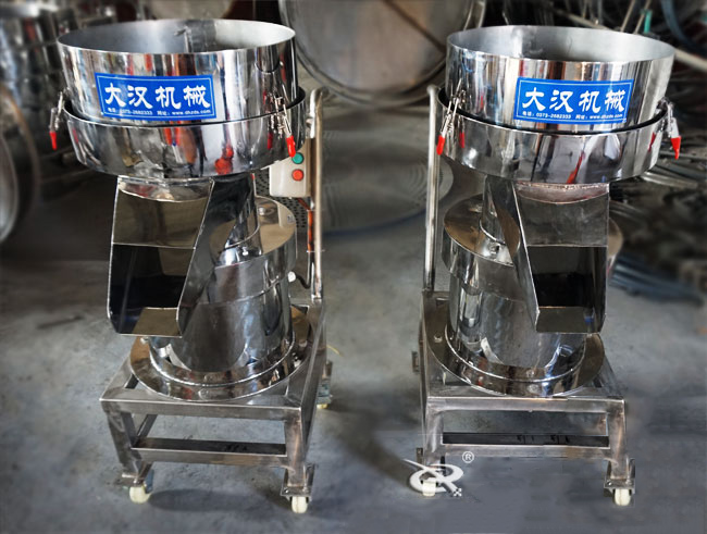 450型過濾篩機實拍：單層過濾篩過濾，多用于液體物料的使用。